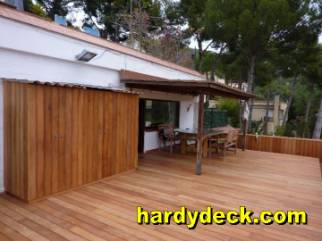 spaced rooftop decking